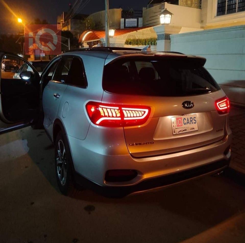 كيا سورينتو